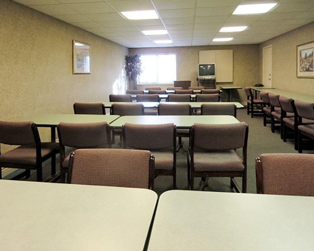 Econo Lodge Inn & Suites Joplin Exterior photo